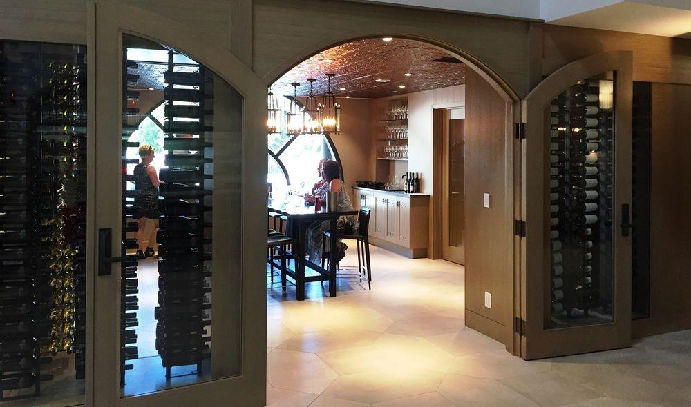 The Royal Kelowna - Bellstar Hotels & Resorts Eksteriør bilde