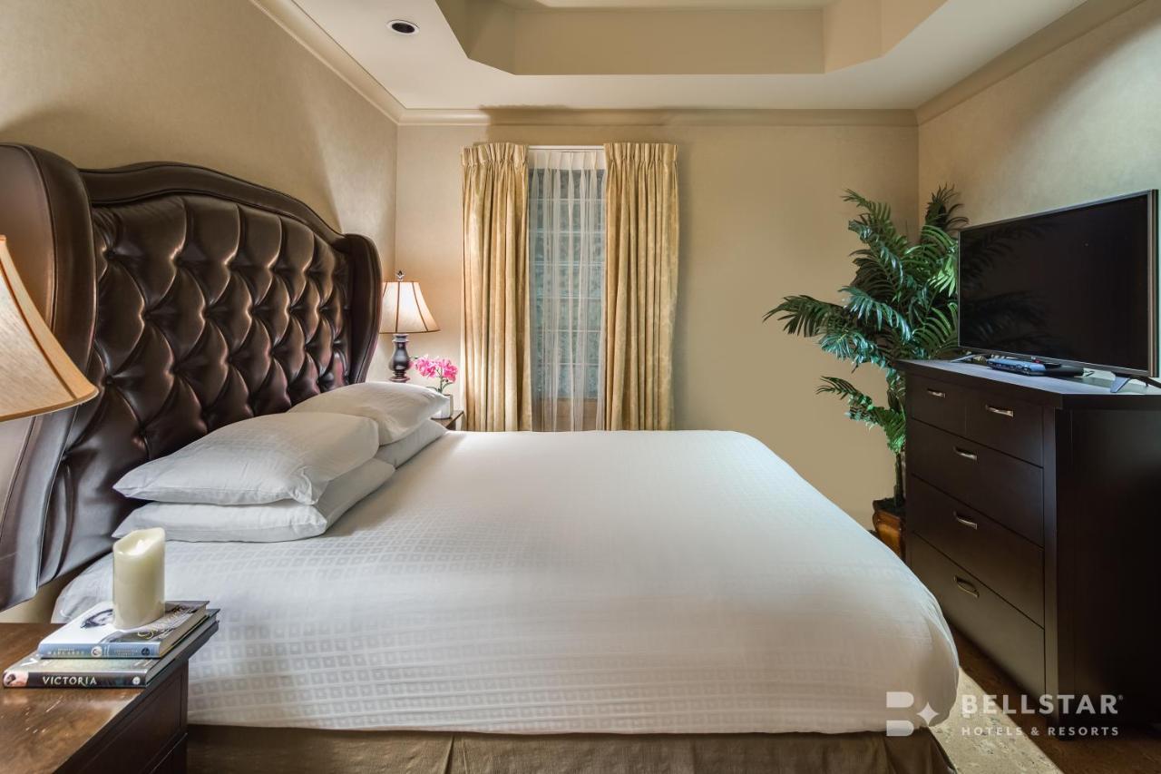The Royal Kelowna - Bellstar Hotels & Resorts Eksteriør bilde
