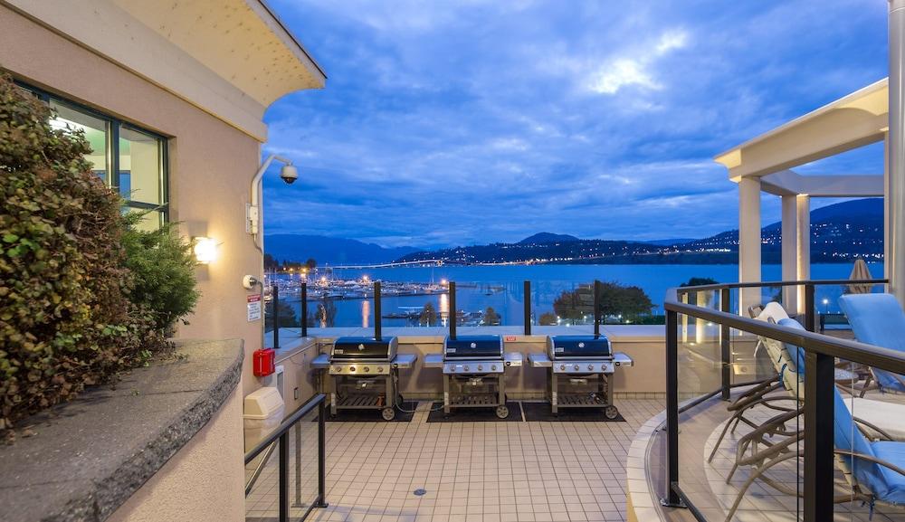 The Royal Kelowna - Bellstar Hotels & Resorts Eksteriør bilde